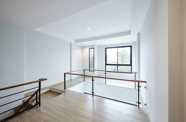 ขายโฮมออฟฟิศ-4ชั้น-เนื้อที่-32-ตารางวา-ศรีด่าน22-ใกล้-makroศรีนครินทร์