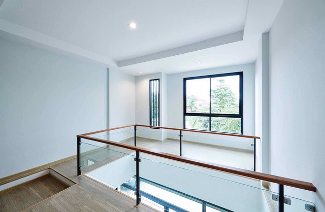 ขายโฮมออฟฟิศ-4ชั้น-เนื้อที่-32-ตารางวา-ศรีด่าน22-ใกล้-makroศรีนครินทร์