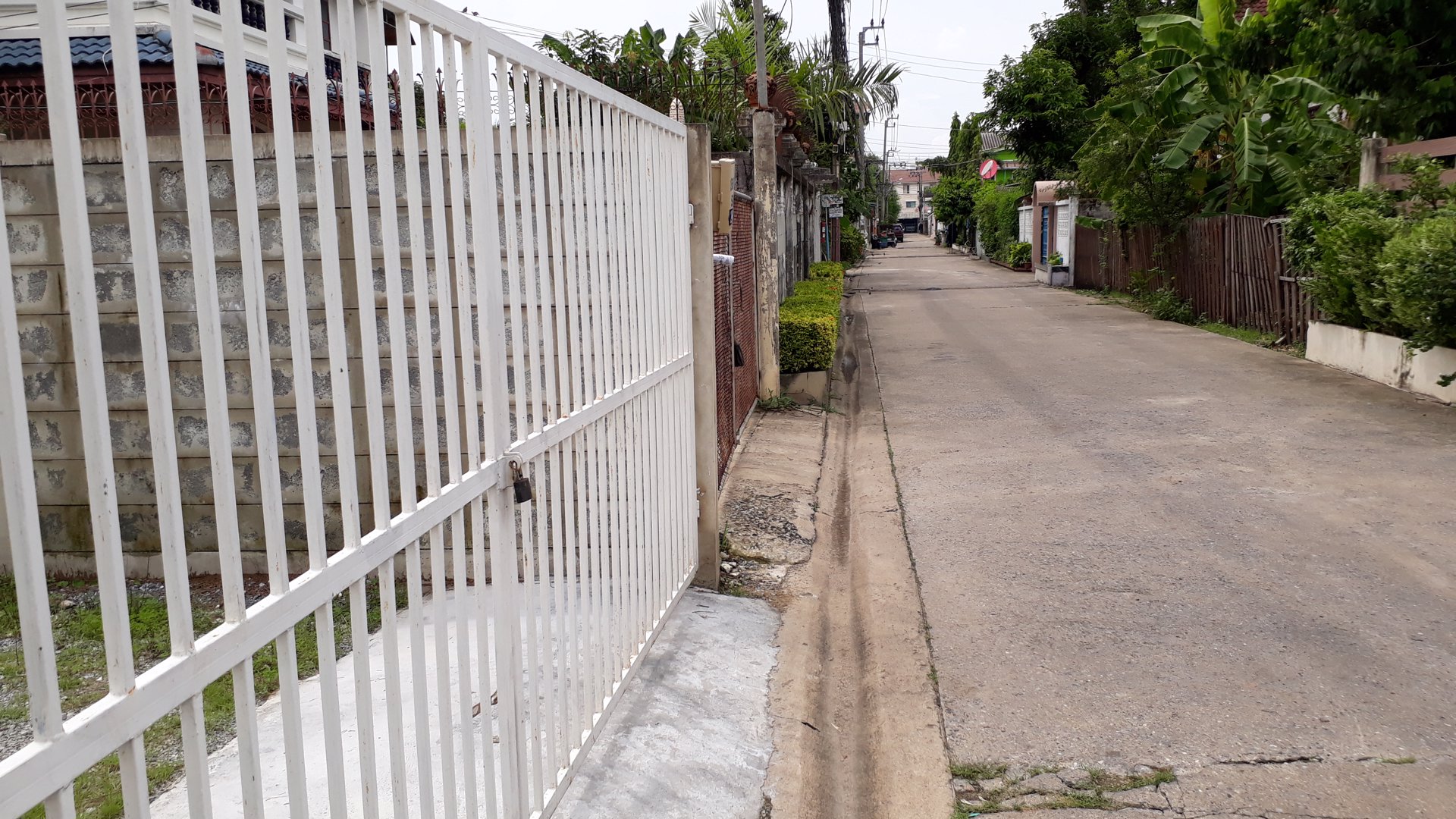 ขายที่ดิน-5285-ตรว-ติดแนวรถไฟฟ้า-ซอยกรุงเทพ-นนท์2-สวยถมแล้ว