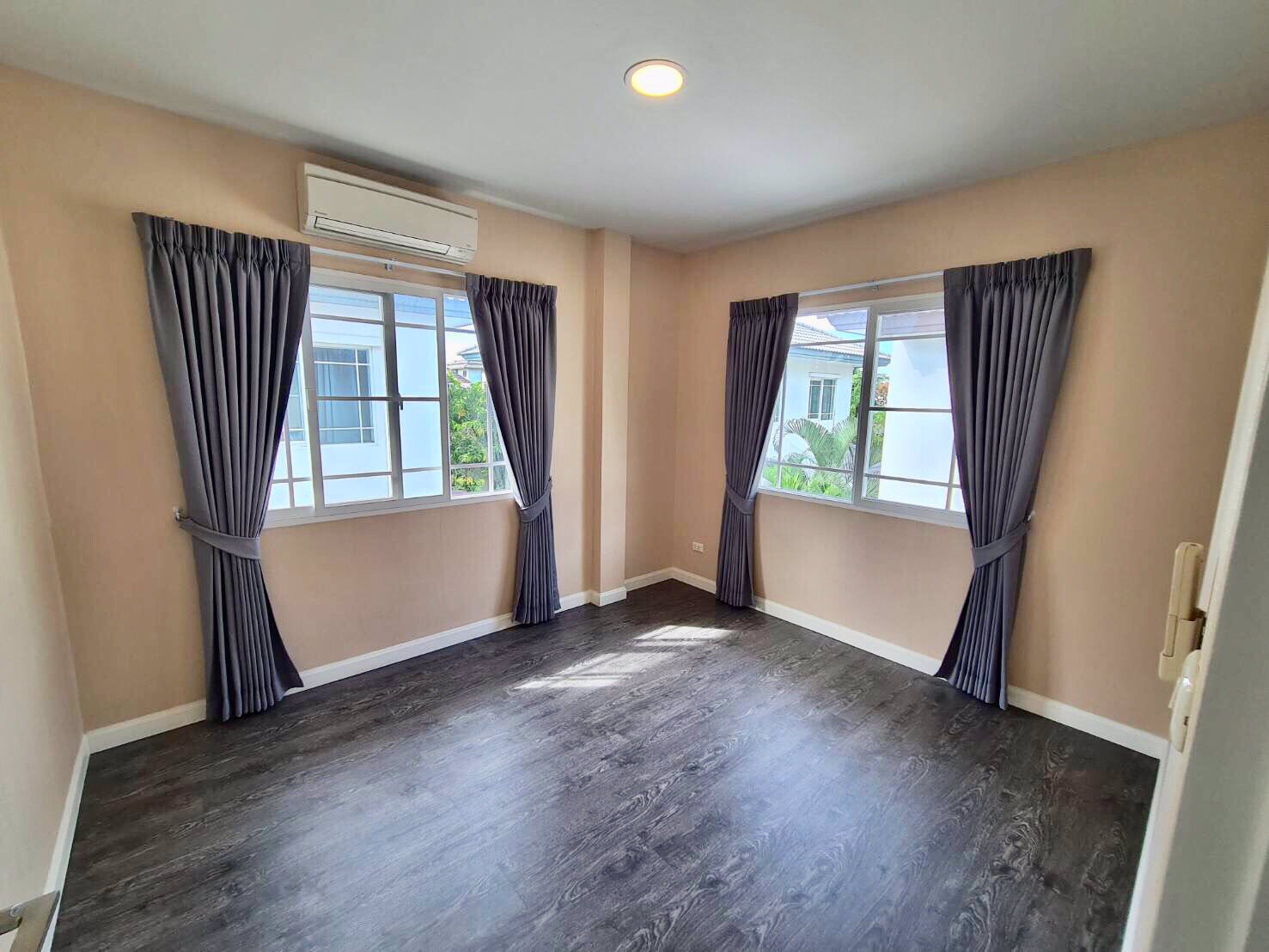 ให้เช่า-บ้านมัณฑนา-รามอินทรา-วงแหวน-3-ห้องนอน-3-ห้องน้ำ-บ้านใหม่มาก-ใกล้-ราคา-45000-บาท