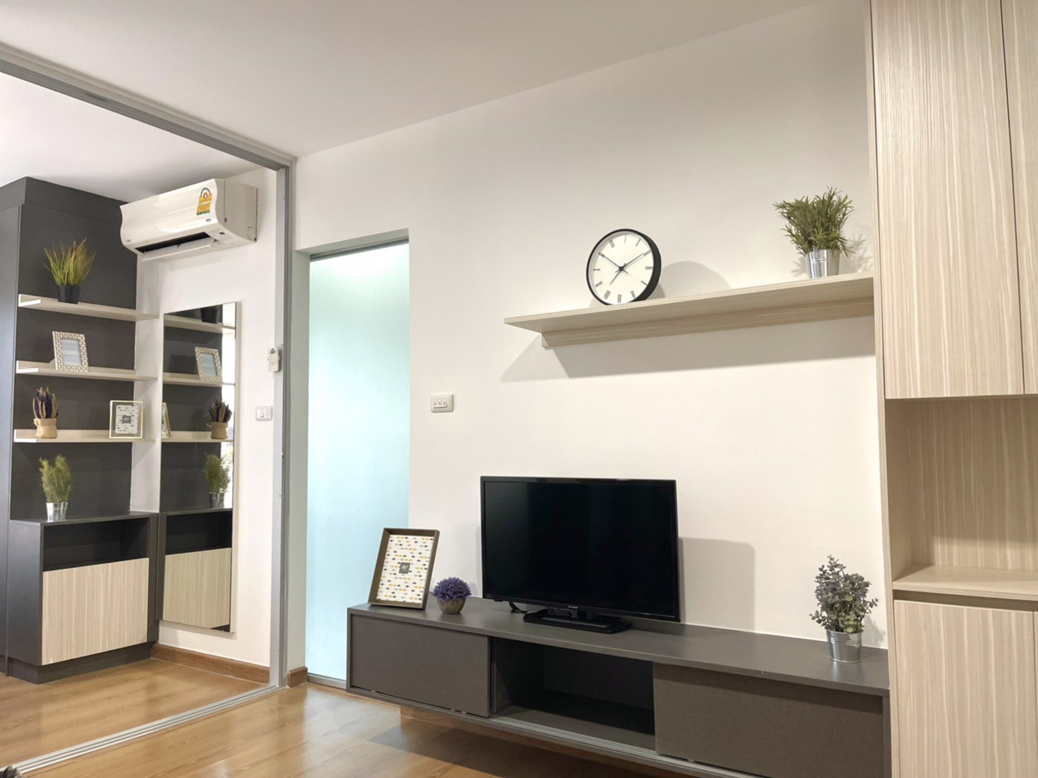 ให้เช่าคอนโด-hall-mark-แจ้งวัฒนะปากเกร็ด-17-ขนาด-29-ตรมราคา-7000-บาท-ตึก-b-ชั้น-3