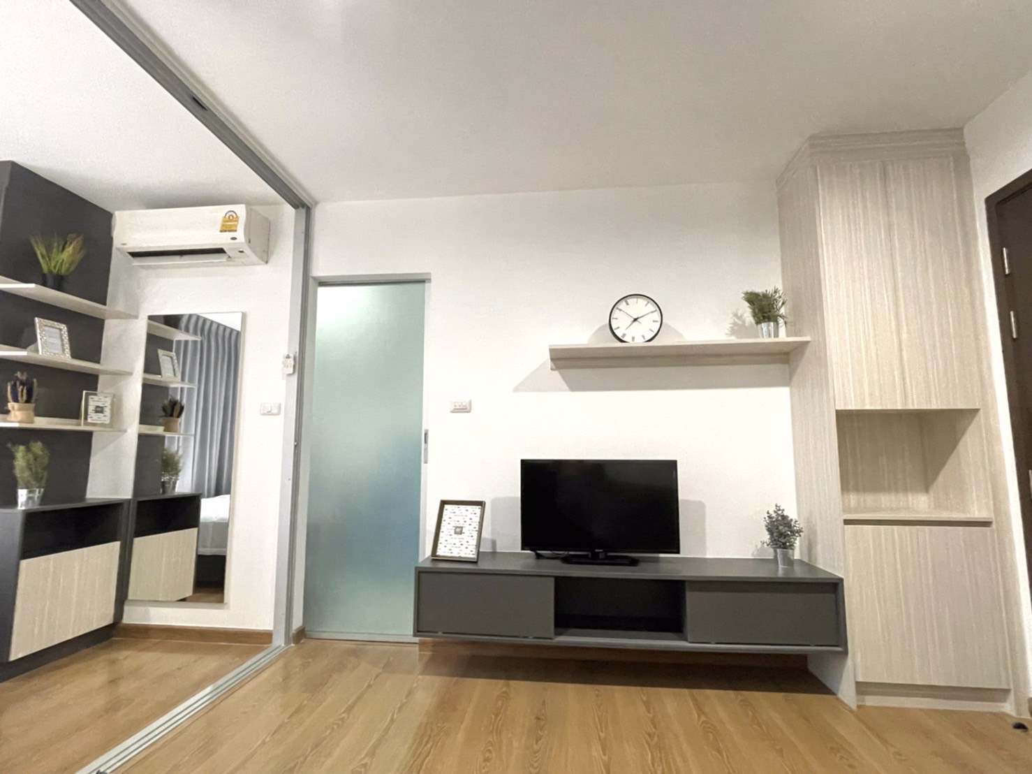 ให้เช่าคอนโด-hall-mark-แจ้งวัฒนะปากเกร็ด-17-ขนาด-29-ตรมราคา-7000-บาท-ตึก-b-ชั้น-3