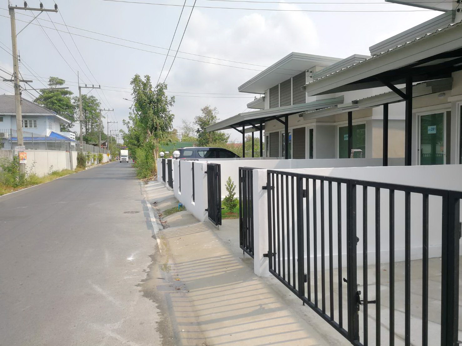 ขายบ้านแฝดชั้นเดียวสร้างใหม่พร้อมที่จอดรถ-มธัญญาพร2-ถรังสิต-นครนายก-คลอง8-ธัญบุรี