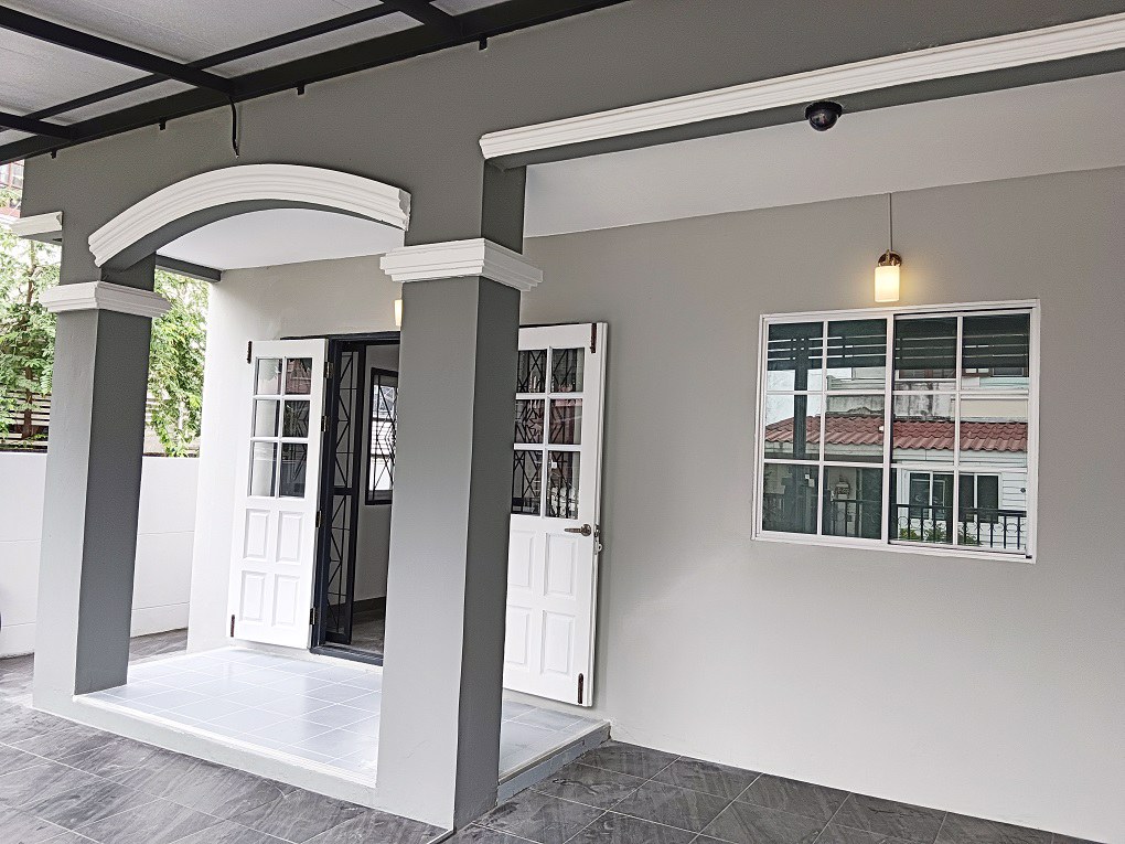 ทาวน์เฮาส์2ชั้น-ลำลูกกาคลอง-7-รีโนเวทใหม่แบบจัดเต็ม-เป็นห้องริมหลังใหญ่ให้ความรู้สึกเหมือนบ้านเดี่ยว