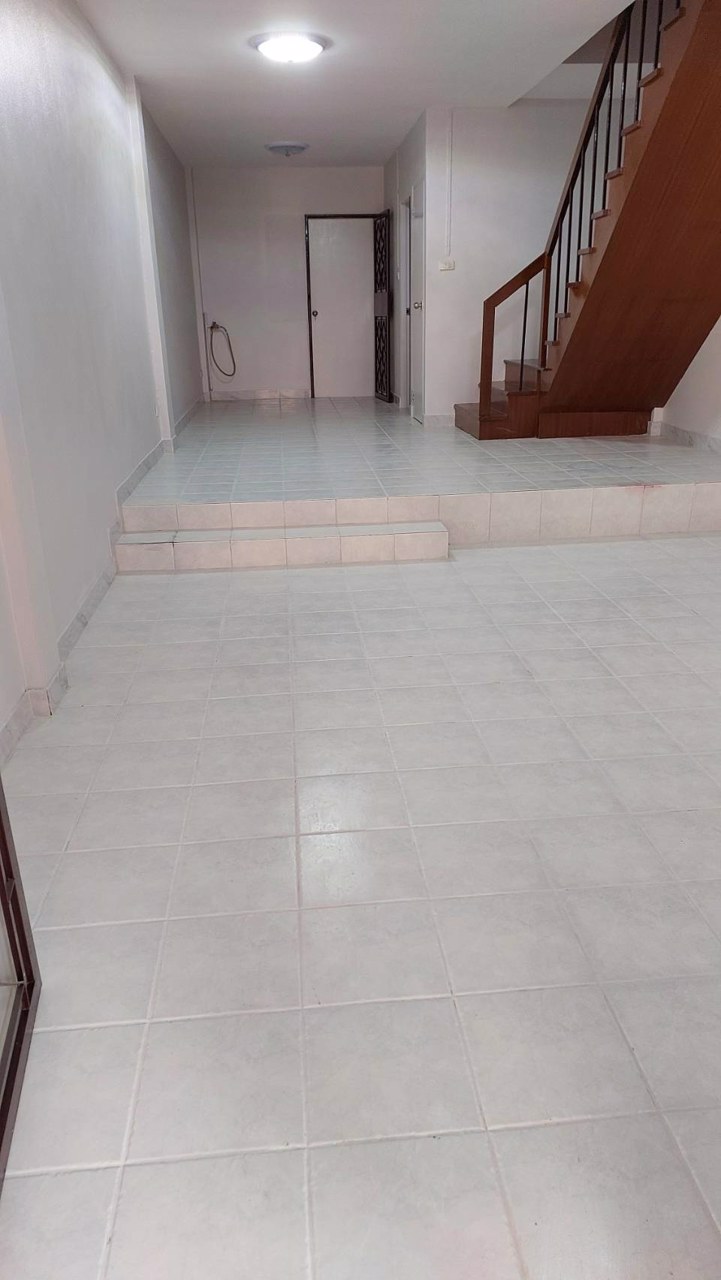 ให้เช่าทาวน์เฮ้าส์-2ชั้น-บางเขน-รามอินทรา-ห้าแยกวัชรพล-ตกแต่งใหม่