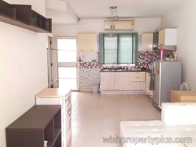 ขายทาวน์เฮ้าส์สวย-สภาพดี-ราคาถูก-ใกล้โรงพยาบาลทหารอากาศ