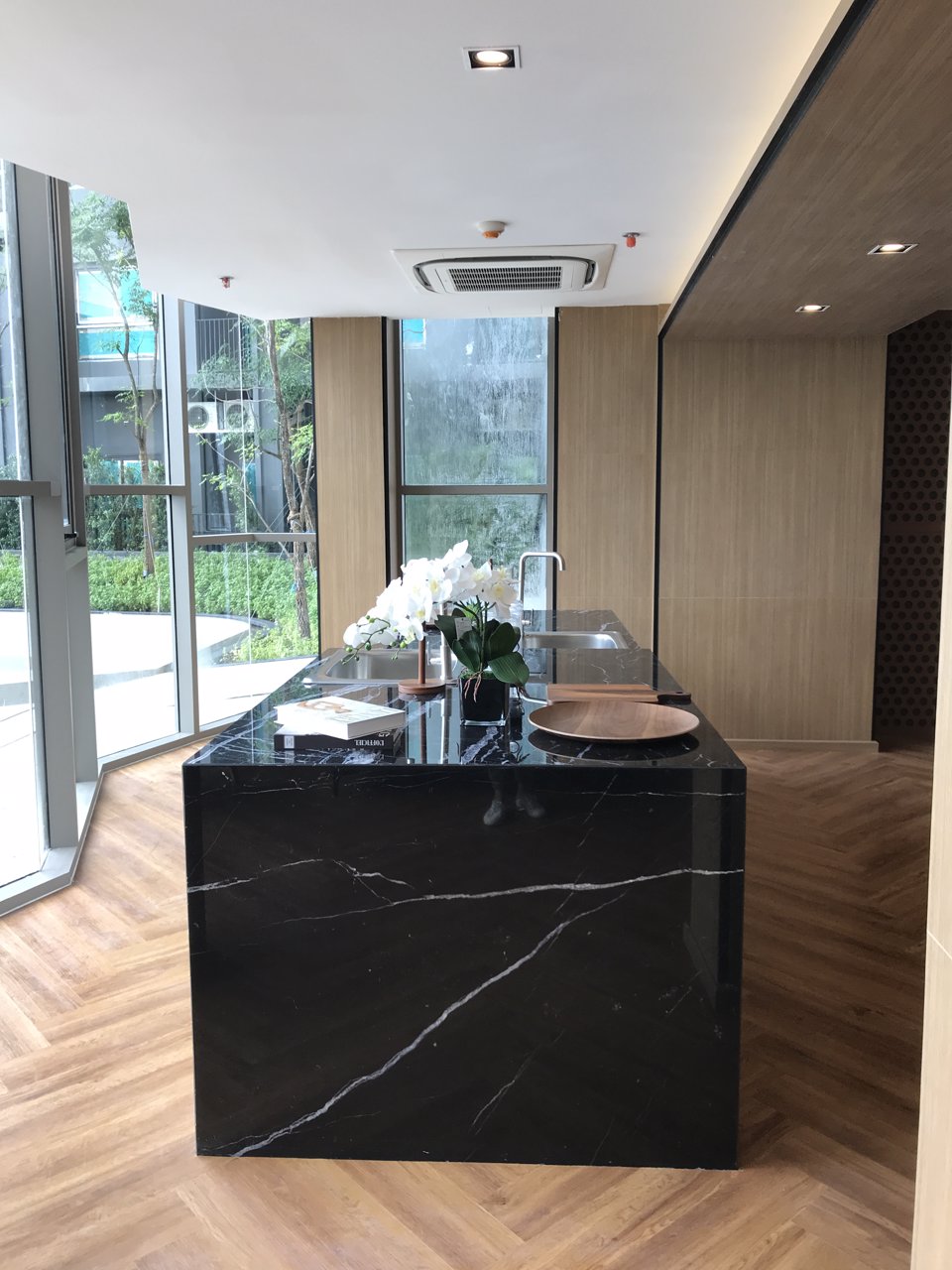 ขาย-ดาวน์-นิช-โมโน-เจริญนคร-ห้องมุม-ชั้น-21