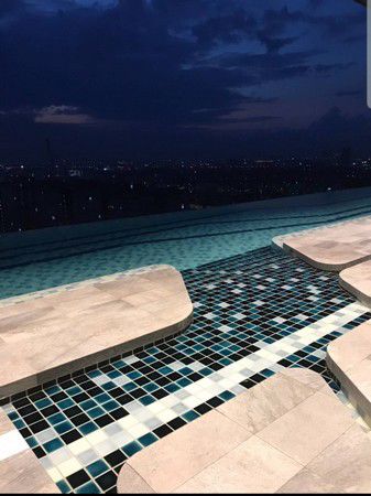 ideo-mobi-วงศ์สว่าง-ห้องมุม-ติด-mrt-บางซ่อน-แต่งสไตล์-modern-luxury-พร้อมอาศัย