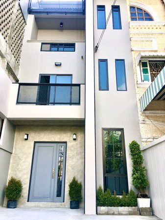 ทาวน์โฮม-3-ชั้น-4-ห้องนอน-ตกแต่งสไตล์ลอฟท์ทั้งหลัง-ใกล้สถานีรถไฟฟ้า-เดินทางสะดวก-พร้อมอยู่-ลาดพร้า