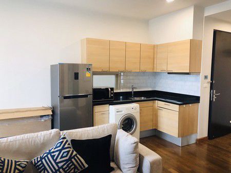 เช่า-for-rent-address-chidlom-2-ห้องนอน-2-ห้องน้ำ-ชั้น-19-ขนาด-80-ตรม-ใกล้รถไฟฟ้า-bts-ชิดลม