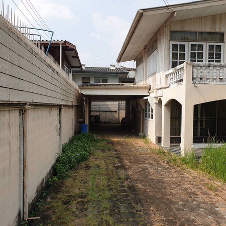 บ้านพร้อมที่ดิน-94-ตารางวา-เหมาะทำโฮมออฟฟิศ-ใกล้เดอะมอลล์งามวงค์วาน-ใกล้โลตัสแคราย