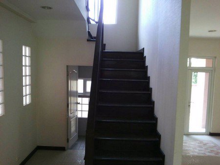 ขายบ้านลีลาวดี-5-ห้องนอน-5-ห้องน้ำจอดรถ-3-คัน-จนนทบุรี