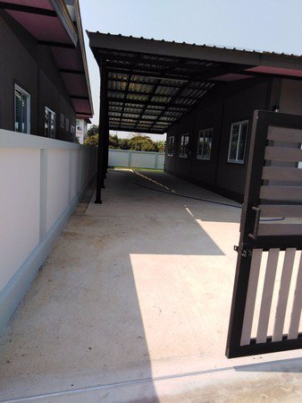 ขายบ้านสร้างใหม่สไตล์โมเดิร์นลอฟต์สารภีปากกองห่างจากตัวเมืองเชียงใหม่15กิโล