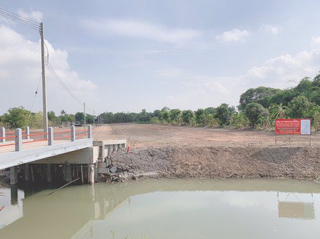 ที่ดินพร้อมสร้างบ้าน-18แปลง-แยกฉโนด-น้ำ-ไฟ-ถนนคอนกรีต-มีครบ-จปทุมธานี