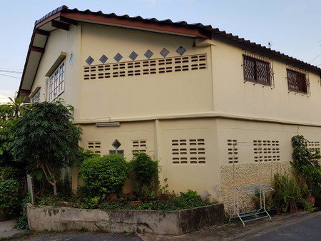 บ้านแฝด2ชั้น-หมู่บ้านปิ่นเจริญ3-ใกล้รถไฟฟ้า-เฟอร์นิเจอร์เครื่องใช้ไฟฟ้าครบ-ดอนเมือง-กทม