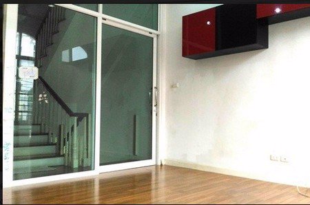 ขายด่วนทาวน์โฮม-3-ชั้น-17ตรว-มบพลัสซิตี้พาร์ค-ซสุคนธสวัสดิ์3