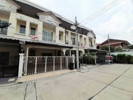 ทาวน์เฮ้าส์-มบธนาสิริ-ราชพฤกษ์-ติดถนนราชพฤกษ์-ใกล้วงเวียนพระราม-5