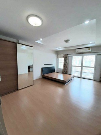 ทาวน์เฮ้าส์-มบธนาสิริ-ราชพฤกษ์-ติดถนนราชพฤกษ์-ใกล้วงเวียนพระราม-5