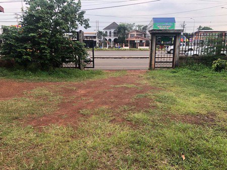 ขายที่ดินพร้อมบ้าน-3-หลังติดกัน-อยู่ติดถนนใหญ่-4-เลน-ทำเลดี