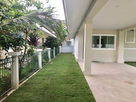 ขายหรือให้เช่า-บ้านเดี่ยว-2-ชั้น-รีโนเวทใหม่ทั้งหลัง-หมู่บ้านกาญกนกวิลล์-1-เชียงใหม่