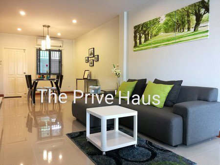 เดอะไพรเว่-ฮาวส์-ทาวน์โฮม-3-ชั้น-3-ห้องนอน-3-ห้องน้ำ-1-แฟมิลี่รูม-โครงการขนาดเล็ก-19-ยูนิต