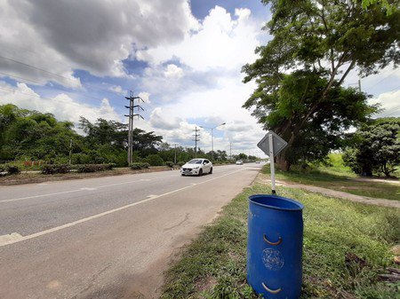 ขายที่ดินทำเลดีวิวสวยและติดถนนดำ-4-เลนใหญ่
