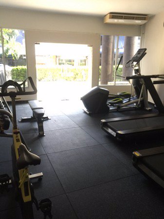 อพาร์ทเม้นท์ให้เช่า-บ้านพีรวิทย์-ลาดพร้าว-48-แอร์-เฟอร์นิเจอร์ครบ-พร้อมอยู่