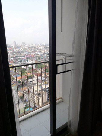 ฟิวส์-สาทร-ตากสิน-คอนโด-ชั้น-23-หน้าลิฟท์-ห้องหันทางทิศใต้-วิวแม่น้ำเจ้าพระยา-พร้อมอยู่