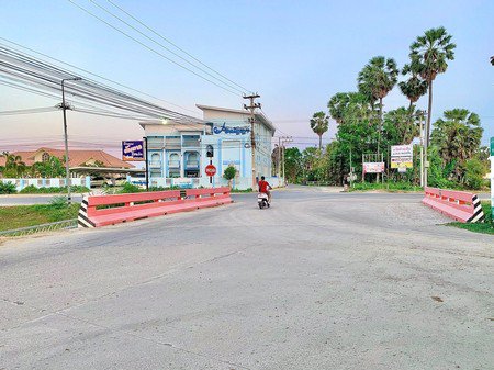 ขายเรสซิเดนซ์-เพชรบุรี-ทำเลดีที่สุดหลังห้างโรบินสันเพชรบุรี