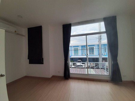 ให้เช่า-ทาวเฮ้าส์-เจ-ซิตี้-โครงการติดตลาดบางบัวทอง-ขนาด18-ตรว-3นอน-เดินทางสะดวก