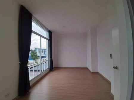 ให้เช่า-ทาวเฮ้าส์-เจ-ซิตี้-โครงการติดตลาดบางบัวทอง-ขนาด18-ตรว-3นอน-เดินทางสะดวก