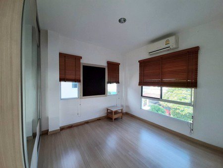 ให้เช่าบ้านเดี่ยว-ติดthe-walk-ราชพฤกษ์-3ห้องนอน3ห้องน้ำเฟอร์ฯครบพร้อมอยู่ใกล้วงเวียนพระราม5