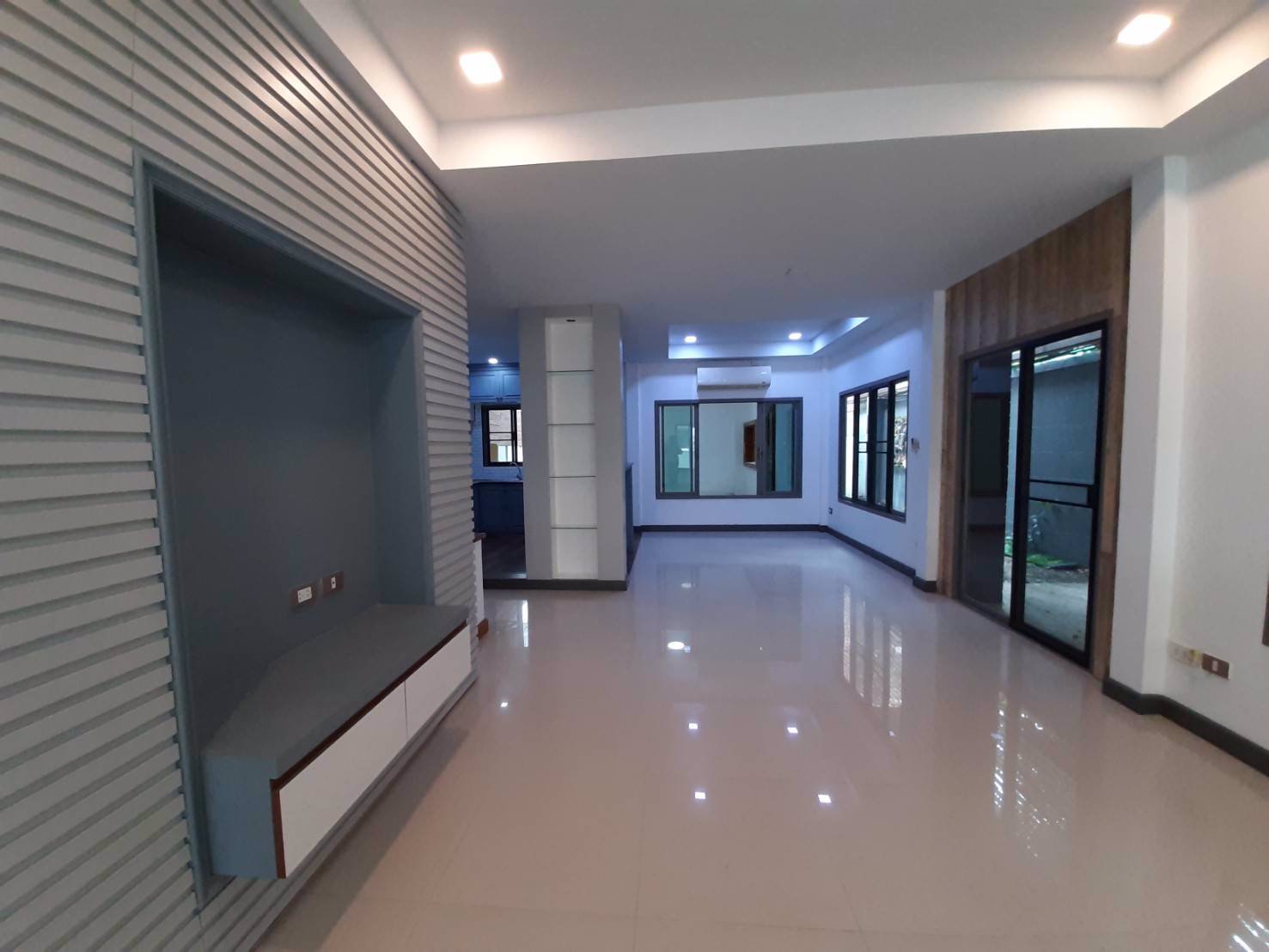 ให้เช่า-ทาวโฮม2ชั้น-มบmotown-หลังมุม-ตรงข้ามเซนทรัล-แจ้งวัฒนะ-เดินทางสะดวก