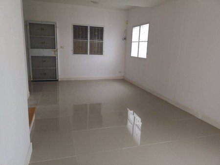 ทาวน์เฮ้าส์-พฤกษาวิลล์49ศรีนครินทร์-เทพารักษ์2ชั้น3นอน2น้ำพร้อมอยู่จสมุทรปราการ