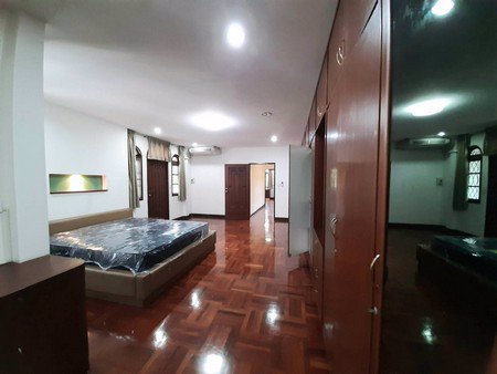 ให้เช่า-บ้านสุขุมวิท47-ทำเลดีจากถนนสุขุมวิท50เมตร-เดินทางสะดวกใก้ลbtsพร้อมพงษ์