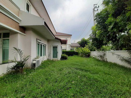 ให้เช่า-บ้านเดี่ยว-หลังมุม-มบนนท์ณิชา-ติดถนนรัตนาธิเบศร์-บ้านหลังมุมพื้นที่กว้าง