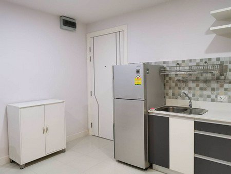 คอนโดซิลค์เพลส-พหลโยธิน-หลักสี่-ติดรถไฟฟ้าสายสีเขียว-เฟอร์นิเจอร์-เครื่องใช้ไฟฟ้าครบ