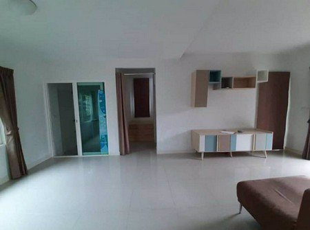 ด่วน-บ้านให้เช่า-บ้านเดี่ยว-ม-คณาสิริ-ซวัดพระเงิน-พื้นที่หน้าบ้านกว้าง-จอดรถ-4-คัน