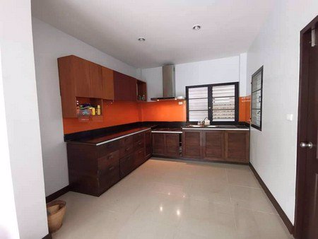 บ้านเดี่ยว2ชั้น-หลังมุม-โครงการบ้านสราญ-อยู่กลางเมือง-แม่กลอง