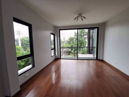 บ้านเดี่ยว2ชั้น-หลังมุม-โครงการบ้านสราญ-อยู่กลางเมือง-แม่กลอง