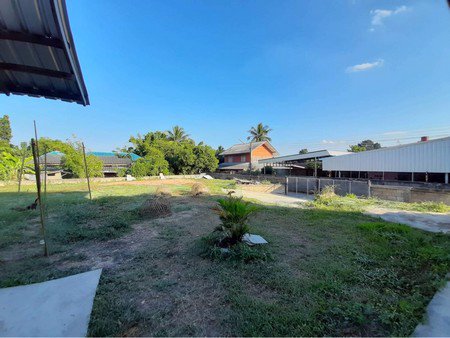 ขายที่ดินพร้อมโกดัง-จเชียงราย-เนื้อที่-3-งาน-3-ตารางวา