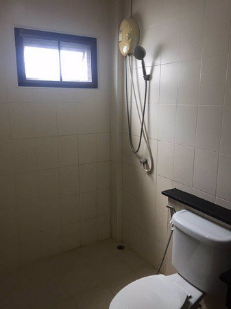 ทาวน์โฮม-3ชั้น-ทรงทันสมัย-บรรยากาศหมู่บ้านแบบรีสอร์ท