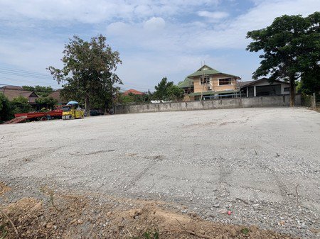 ขายด่วน-ที่ดินเปล่าถมแล้ว-308-ตารางวา-ทำเลทอง-ใกล้กับตลาดจตุจักร-จังหวัดลำพูน