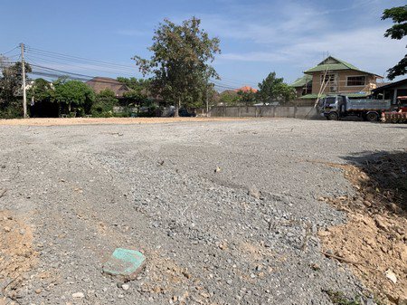 ขายด่วน-ที่ดินเปล่าถมแล้ว-308-ตารางวา-ทำเลทอง-ใกล้กับตลาดจตุจักร-จังหวัดลำพูน