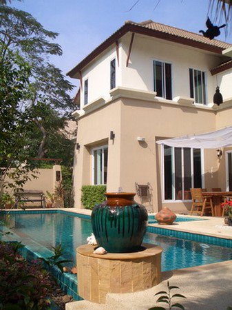 ขายบ้านเดี่ยว-2-ชั้นสไตล์บาหลี-35-ห้องนอน-4-ห้องน้ำตกแต่งสวยมาก-พร้อมสระว่ายน้ำ