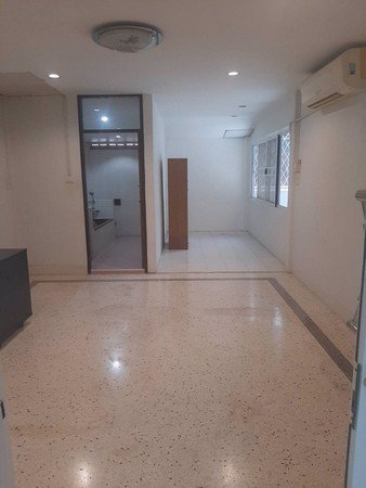 ขายทาวน์เฮ้าส์-2-ชั้น-หมู่บ้านยูนิวิลล่า-ซอยประดู่-1-บางโคล่-บางคอแหลม