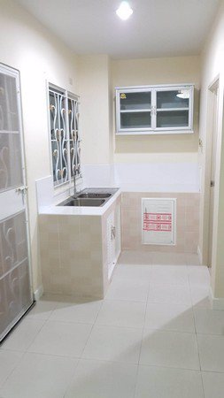 ขายทาวน์โฮมหลังใหญ่-สไตล์โมเดิร์น-หมู่บ้านนิรันดร์วิลล์-10-บางพลี-สมุทรปราการ