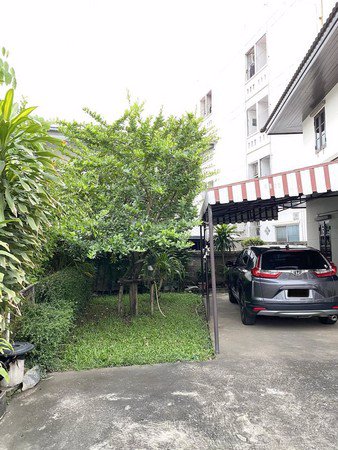 ขายบ้านพร้อมที่ดิน-109-ตรว-ตรงข้าม-มเกษตร-ห่างจากถนนใหญ่งามวงศ์วาน-เพียง-40-ม