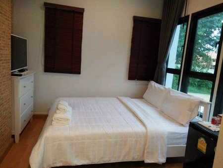 ขายที่ดินพร้อมสิ่งปลูกสร้าง-จประจวบคีรีขันธ์-ที่สวยหน้ามองเห็นวิวทะเล-หลังติดเขา