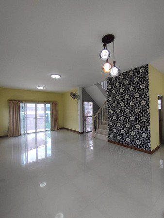 ขายบ้านเดี่ยว-2-ชั้น-เนื้อที่-60-ตารางวา-หมู่บ้านมารวย-1